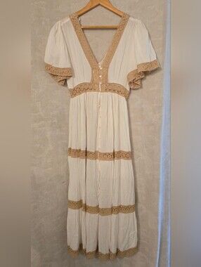 White Cover-Up Dress with Beige Lace - Size XS